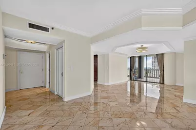 3000 Island Blvd #1103, Aventura, FL 33160 - Photo 9