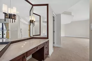 3000 Island Blvd, Aventura, FL 33160 - Photo 19