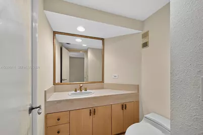 3000 Island Blvd #1103, Aventura, FL 33160 - Photo 35