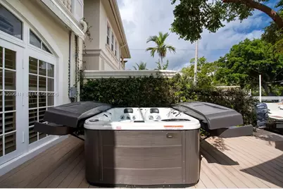 2709 NE 15th St, Fort Lauderdale, FL 33304 - Photo 27