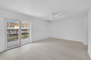 3925 NE 167th St, North Miami Beach, FL 33160 - Photo 35