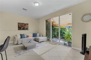 11402 SW 137th Pl, Miami, FL 33186 - Photo 5