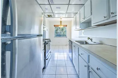 3301 NW 47th Ter #403, Lauderdale Lakes, FL 33319 - Photo 3