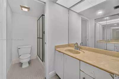 1401 SW 128th Ter #405H, Pembroke Pines, FL 33027 - Photo 11