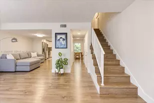 6524 SW 41st St, Davie, FL 33314 - Photo 1