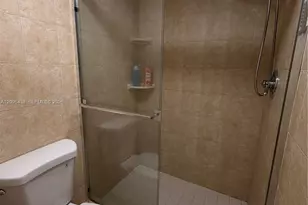 1021 Mockingbird Ln, Plantation, FL 33324 - Photo 3