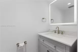 555 NE 15th St, Miami, FL 33132 - Photo 23
