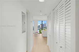 555 NE 15th St, Miami, FL 33132 - Photo 21