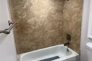 8325 Sunrise Lakes Blvd, Sunrise, FL 33322 - Photo 21
