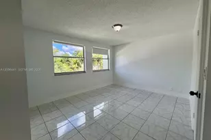 797 Crystal Lake Dr, Deerfield Beach, FL 33064 - Photo 19