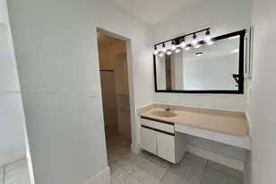 797 Crystal Lake Dr, Deerfield Beach, FL 33064 - Photo 21