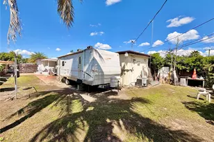 9360 SW 37th St, Miami, FL 33165 - Photo 3