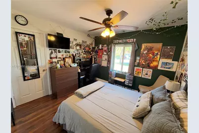 9360 SW 37th St, Miami, FL 33165 - Photo 13