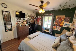 9360 SW 37th St, Miami, FL 33165 - Photo 13