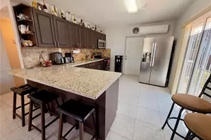 9360 SW 37th St, Miami, FL 33165 - Photo 7