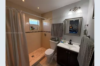 9360 SW 37th St, Miami, FL 33165 - Photo 11