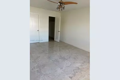 [Address not provided], Hallandale Beach, FL 33009 - Photo 9