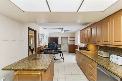 4899 NW 7th Dr, Plantation, FL 33317 - Photo 21