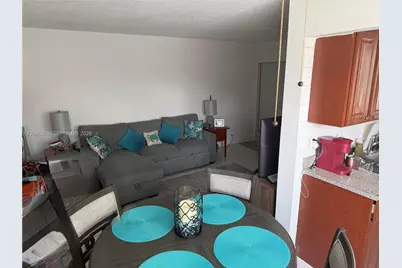 1100 NE 1st Ct #118, Hallandale Beach, FL 33009 - Photo 3