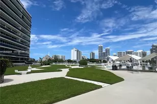 900 Bay Dr, Miami Beach, FL 33141 - Photo 29