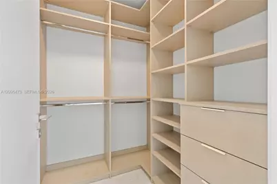 300 Biscayne Boulevard Way #3805W, Miami, FL 33131 - Photo 29