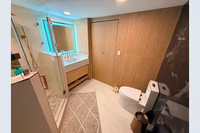 16485 Collins Ave #932, Sunny Isles Beach, FL 33160 - Photo 9