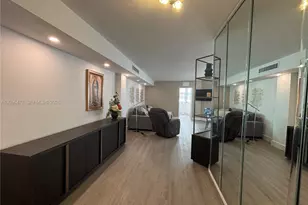 905 Brickell Bay Dr, Miami, FL 33131 - Photo 9