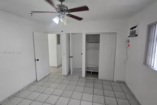1118 NE 2nd Ct, Hallandale Beach, FL 33009 - Photo 9
