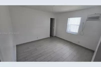 1118 NE 2nd Ct #1, Hallandale Beach, FL 33009 - Photo 11
