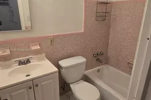1118 NE 2nd Ct, Hallandale Beach, FL 33009 - Photo 7