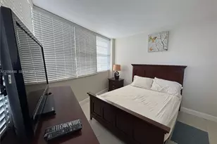 801 Brickell Bay Dr, Miami, FL 33131 - Photo 15