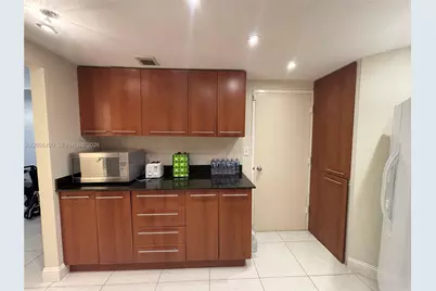 801 Brickell Bay Dr #1265, Miami, FL 33131 - Photo 7