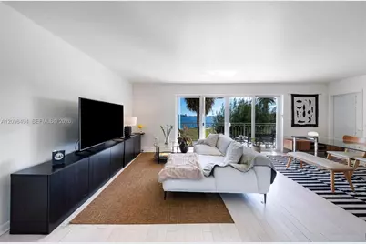 11111 Biscayne Blvd #2D, Miami, FL 33181 - Photo 5