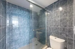 11111 Biscayne Blvd, Miami, FL 33181 - Photo 15