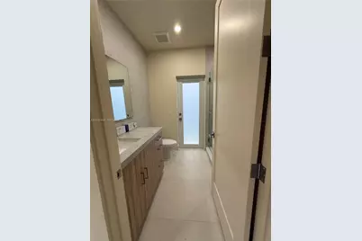 3240 SW 20th St, Miami, FL 33145 - Photo 59
