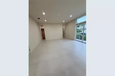 3240 SW 20th St, Miami, FL 33145 - Photo 15