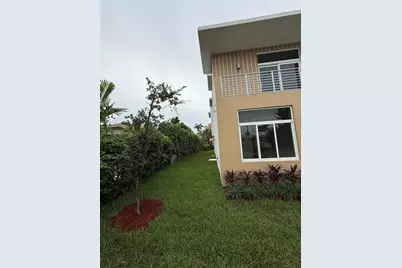 3240 SW 20th St, Miami, FL 33145 - Photo 5