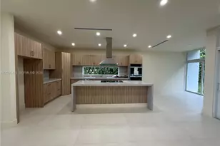 3240 SW 20th St, Miami, FL 33145 - Photo 11