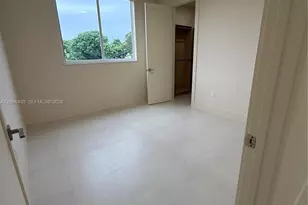 3240 SW 20th St, Miami, FL 33145 - Photo 25