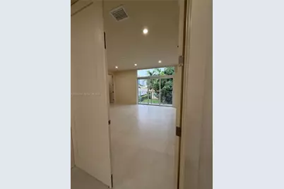 3240 SW 20th St, Miami, FL 33145 - Photo 13