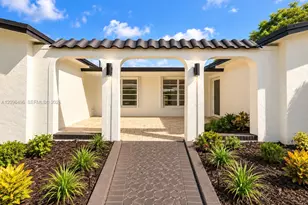 11701 NW 14th St, Pembroke Pines, FL 33026 - Photo 3