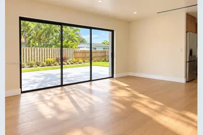 11701 NW 14th St, Pembroke Pines, FL 33026 - Photo 13