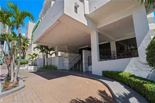 4301 Collins Ave, Miami Beach, FL 33140 - Photo 39