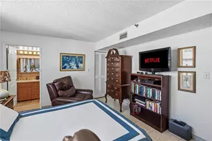 4301 Collins Ave, Miami Beach, FL 33140 - Photo 21