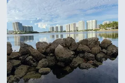 3530 Mystic Pointe Dr #1803, Aventura, FL 33180 - Photo 7