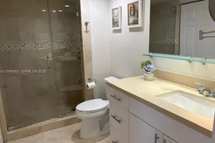 19707 Turnberry Way, Aventura, FL 33180 - Photo 31