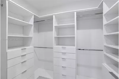 888 Biscayne Blvd #4608, Miami, FL 33132 - Photo 17