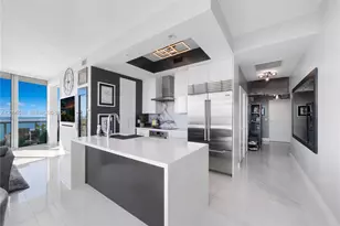 888 Biscayne Blvd, Miami, FL 33132 - Photo 7