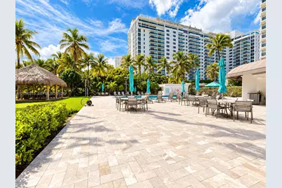 2401 Collins Ave #1807, Miami Beach, FL 33140 - Photo 21