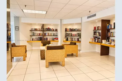 2401 Collins Ave #1807, Miami Beach, FL 33140 - Photo 15